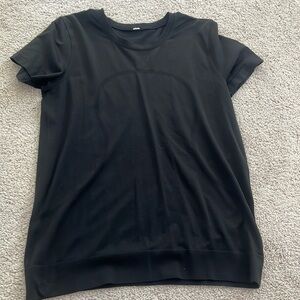 Black lulu shirt